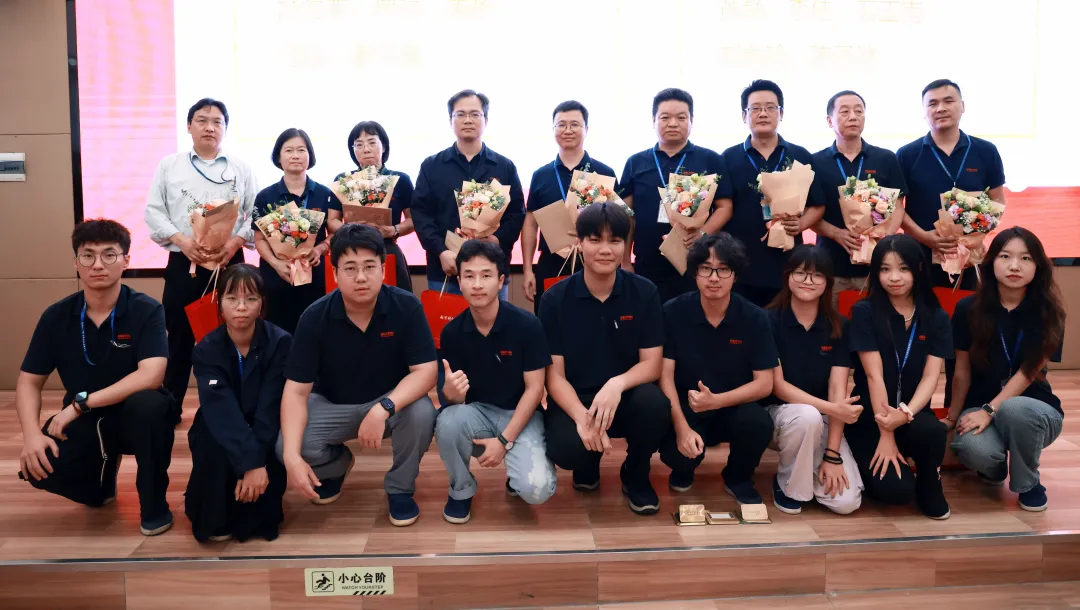 谢师恩，，，，，礼颂引路人！