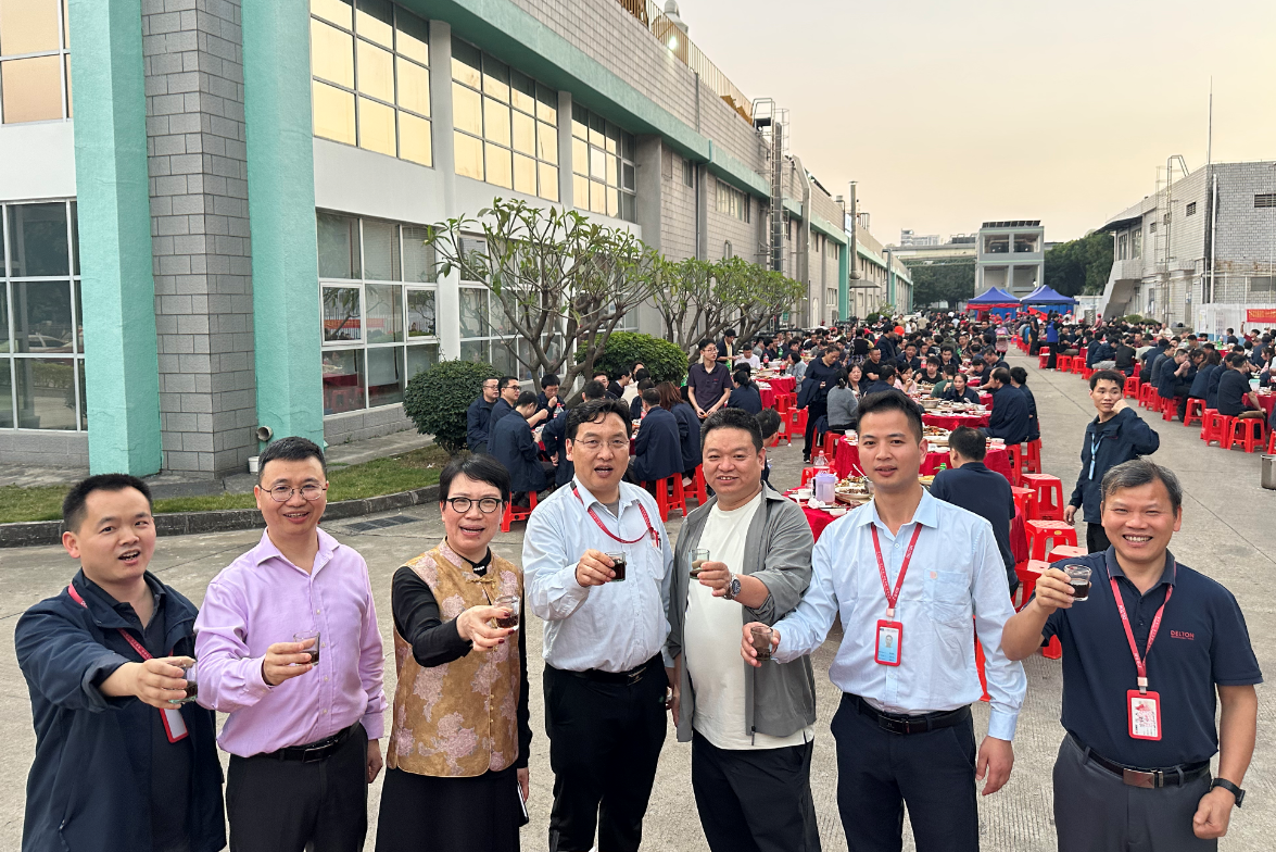在银娱CEG优越会，，，，，，我们这样过个暖心年！